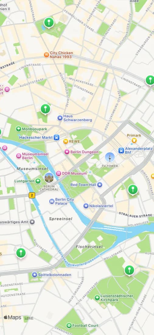 Kartenbasierte Suche nach Beachvolleyball-Spielen in der Nähe.